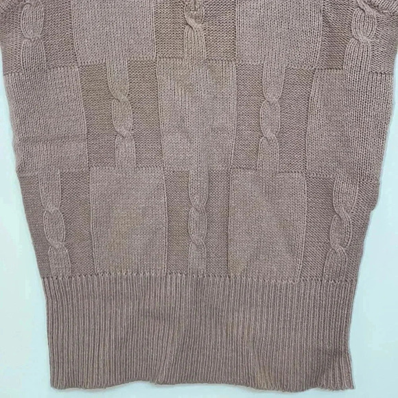 Tomboy of California V-Neck Corded Sweater Vest/Top - Picture 3 of 8